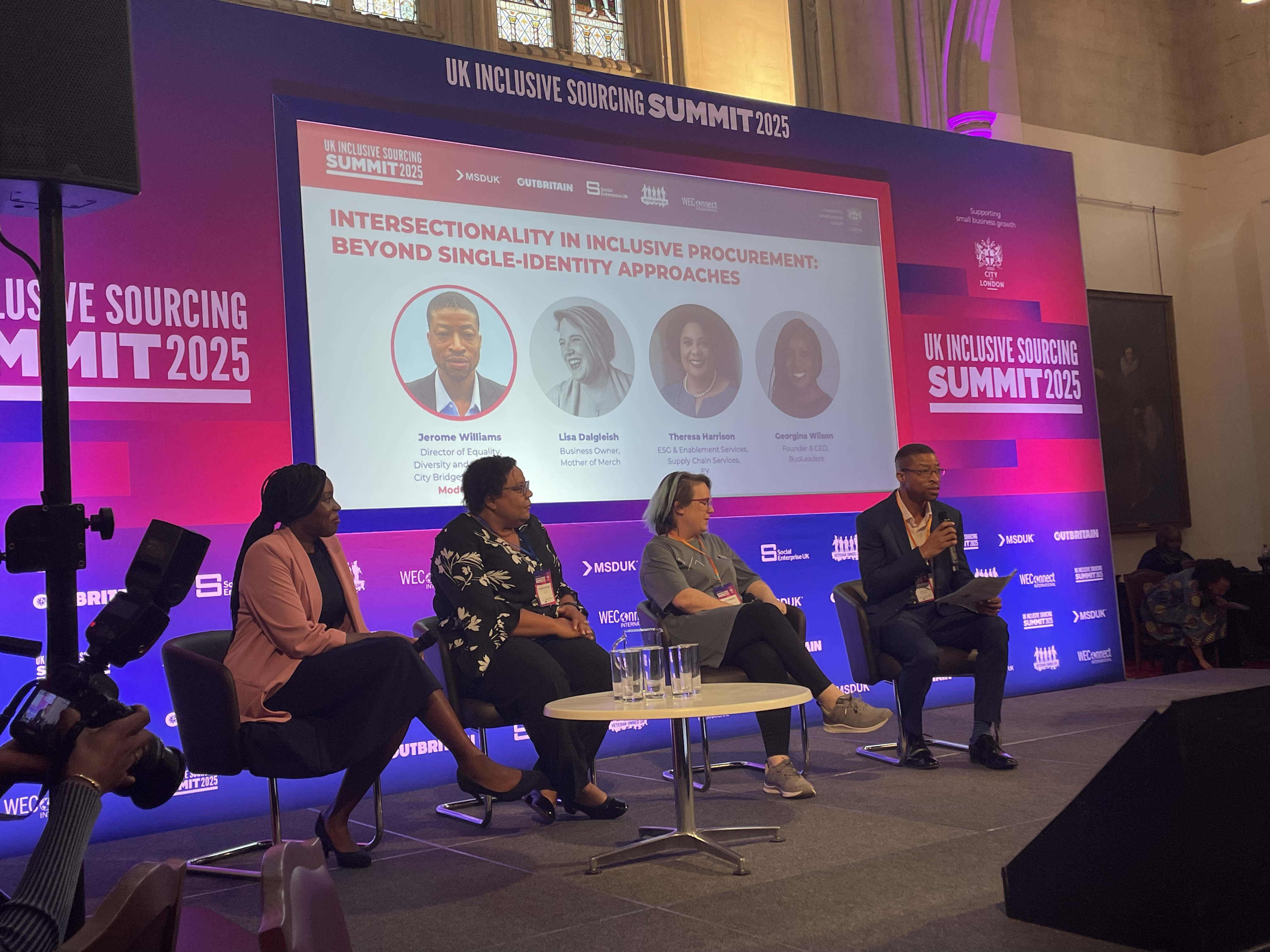UK Inclusive Sourcing Summit 2025 - escenario